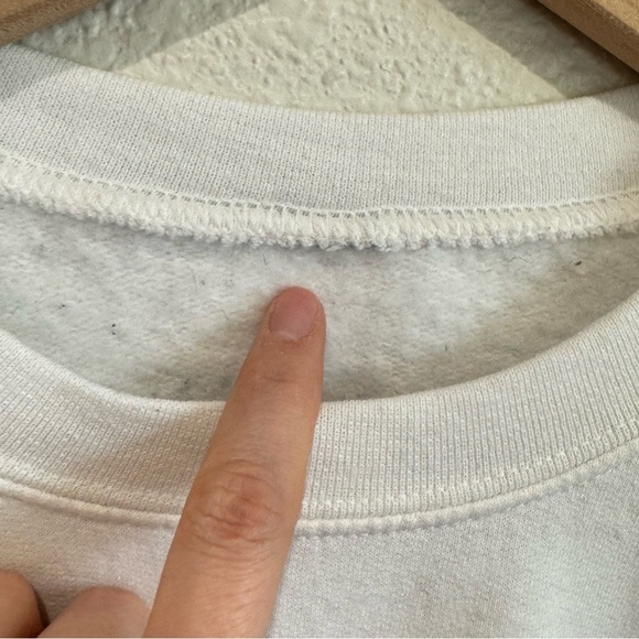 Taylor Swift Sweatshirt Adult Medium White The Eras Tour Dates Streetwear Boho - Picture 4 of 8